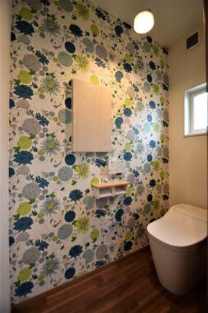 気に入った柄のクロスをアクセントに使って、お洒落に仕上がりました！