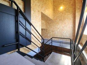 倉庫の２階を住まいにリフォーム